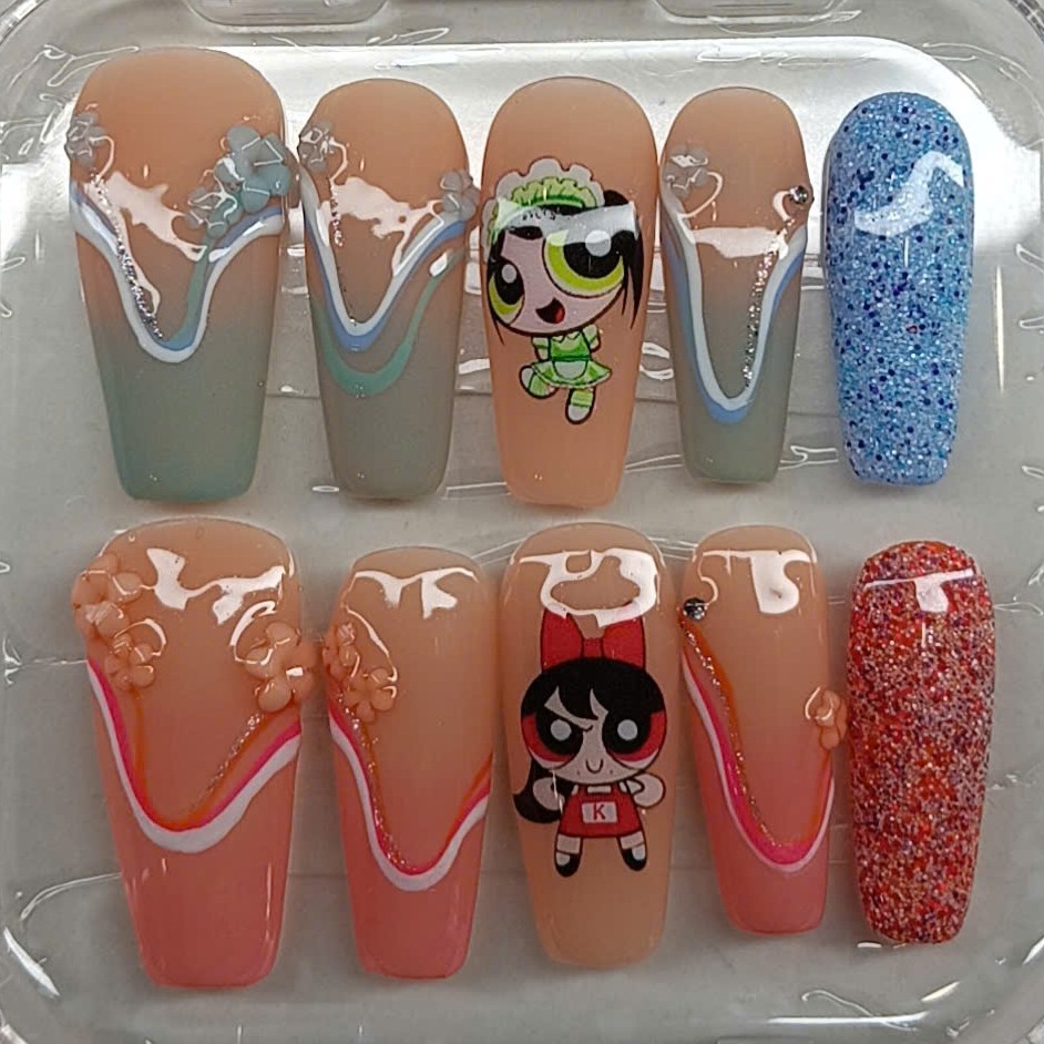 Pro Nails Exclusive: Sugar & Spice Retro Cartoon Press-On Set