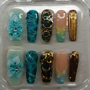 Pro Nails Exclusive: Siren's Treasure 3D Ocean Press-On Set